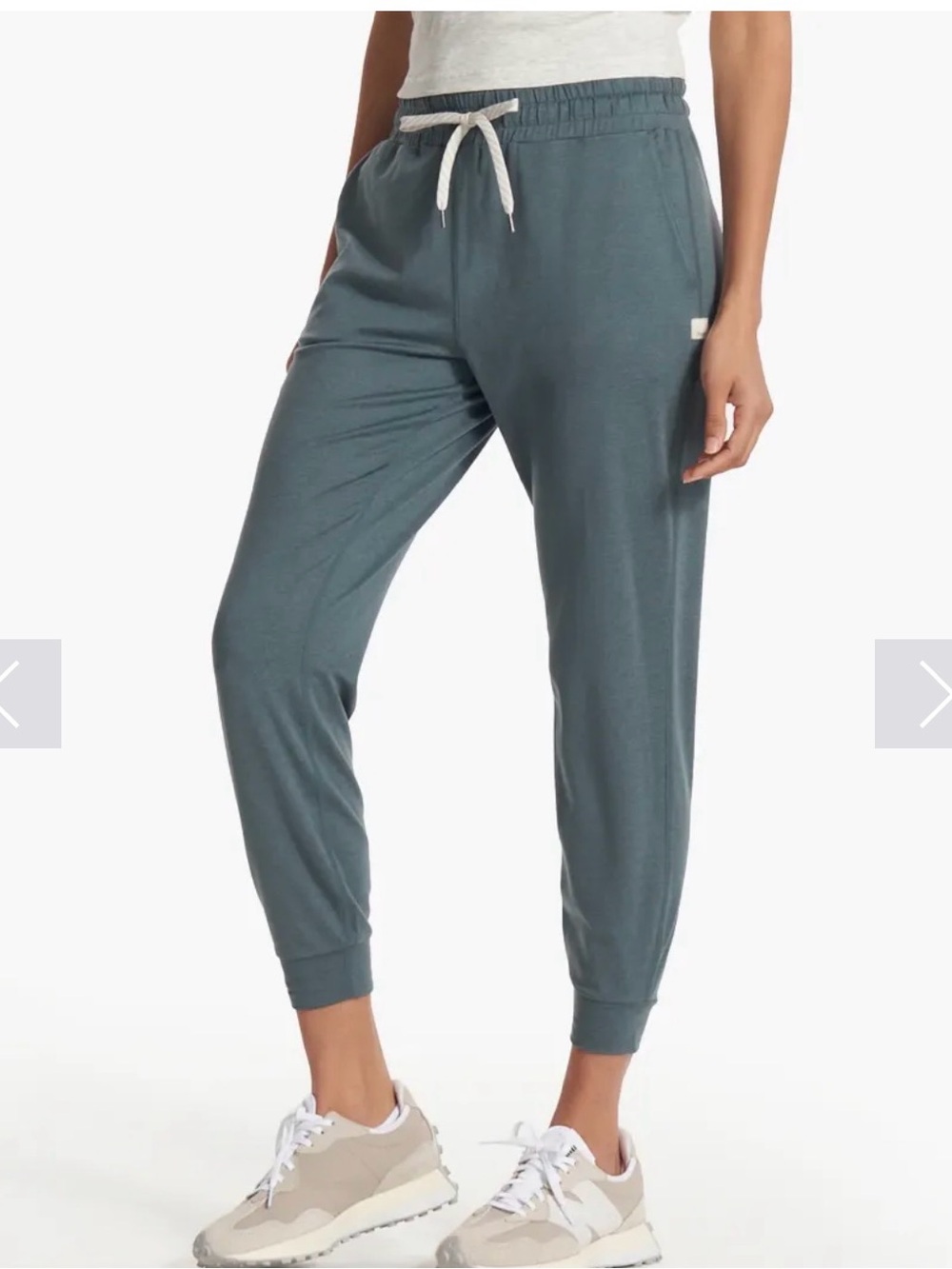 Vuori Women’s Slate Blue XL Performance Joggers - Picture 2 of 6
